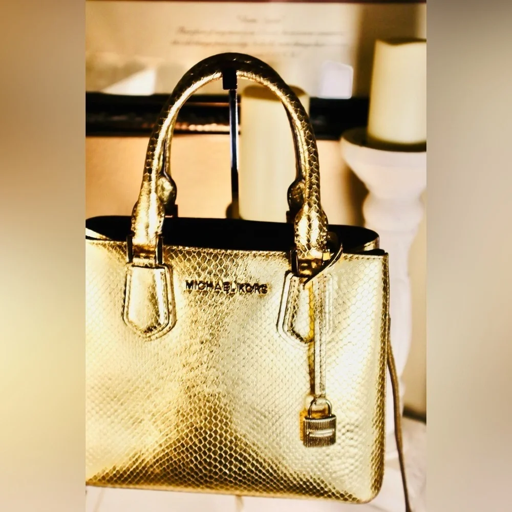 Michael Kors Adele Satchel Handbag Large Msrp:$398.00